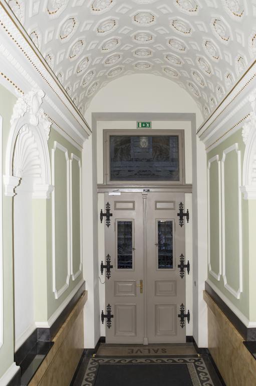 Modern Apartment Vsehrdova Praga Zewnętrze zdjęcie